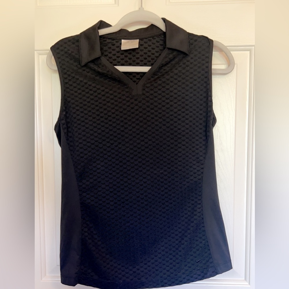 Nike Golf Dri-Fit Top. Collared, Sleeveless. V-Neck Black